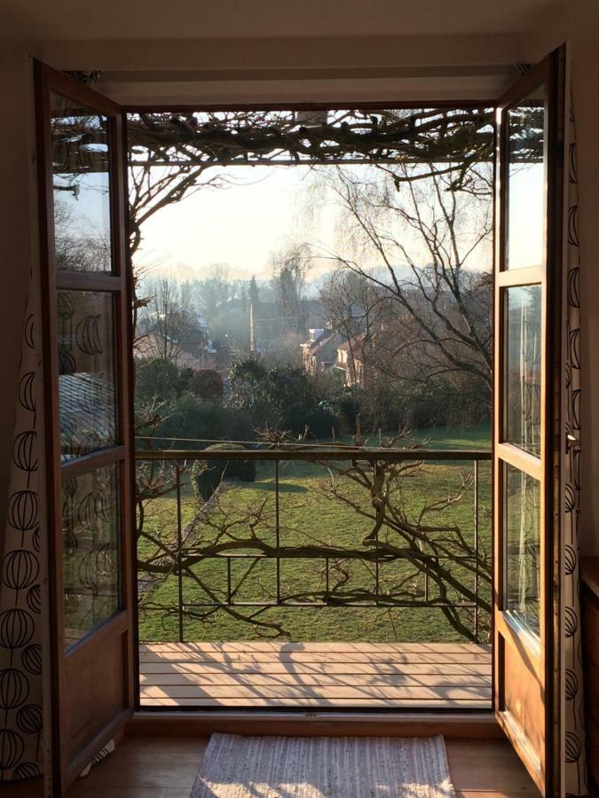 Le Jardin Des Sources Bed & Breakfast La Hulpe Exterior photo